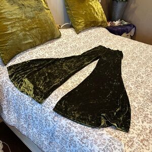 Olive Pants Hippie Vibes